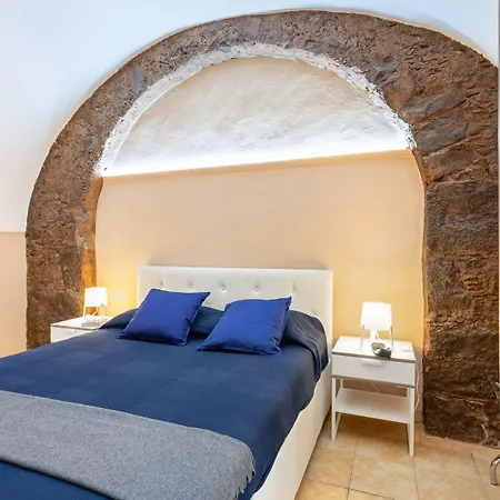 Guesthost - Cerami Flat Appartement Catánia