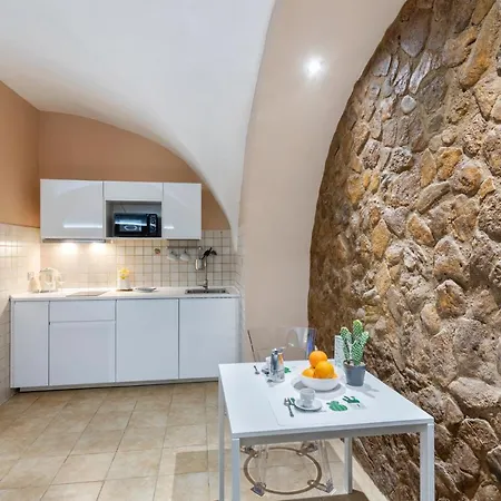 Apartment Cerami Flat Catania